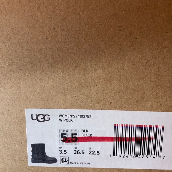 UGG Polk Black Leather Ankle Boots - Picture 7 of 7
